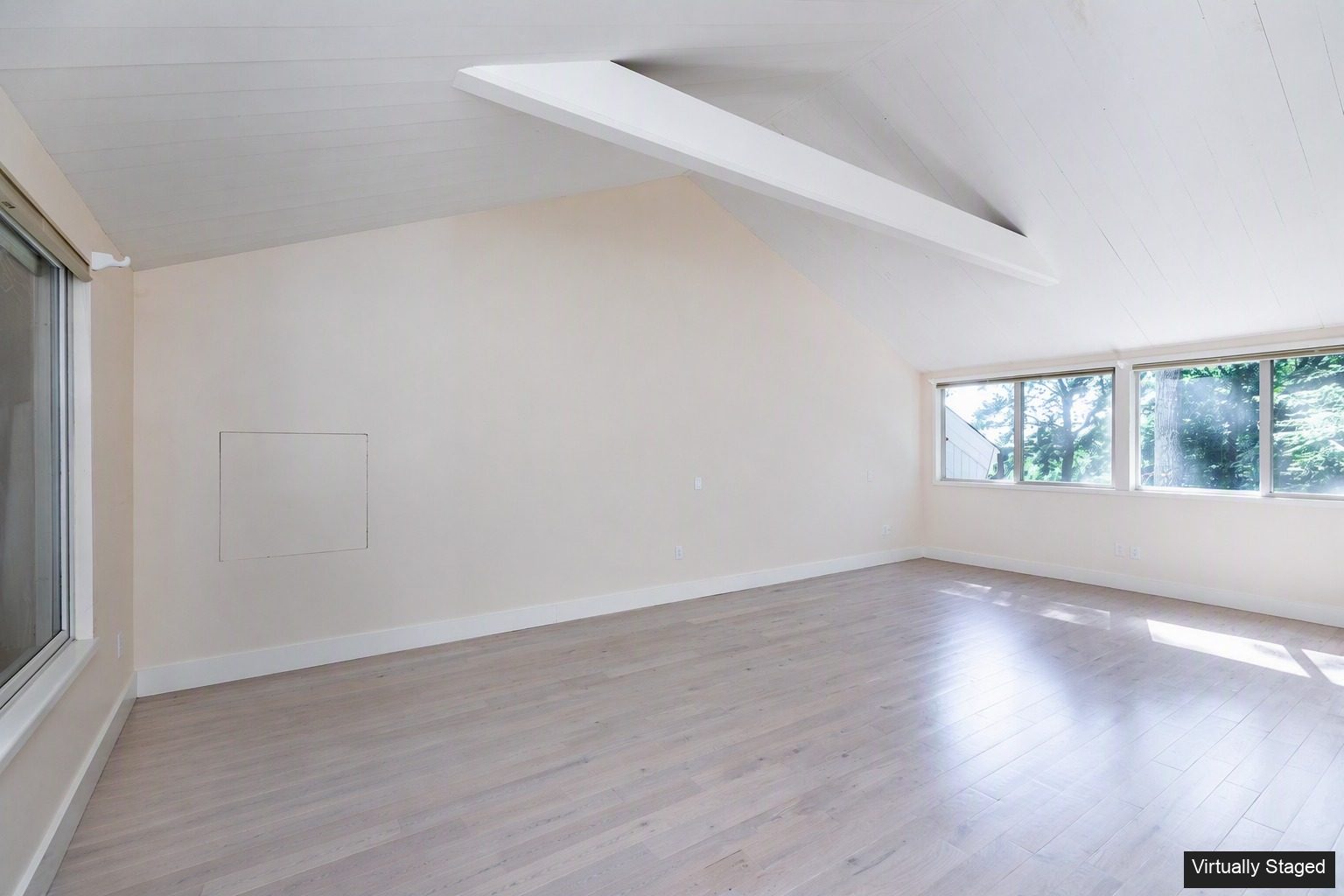 Washington CT primary bedroom before virtual staging